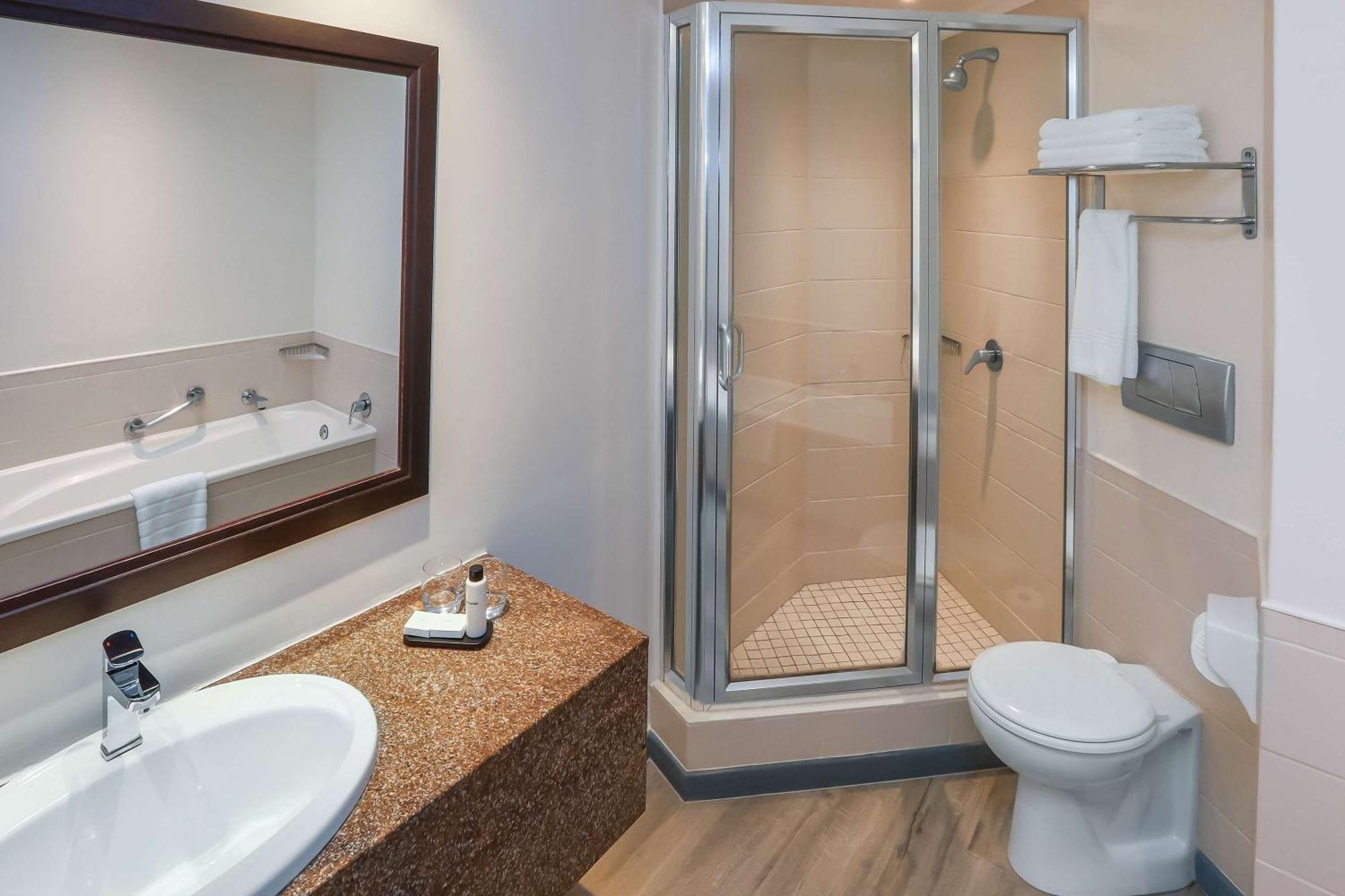 Garden Court East London Ξενοδοχείο Εξωτερικό φωτογραφία